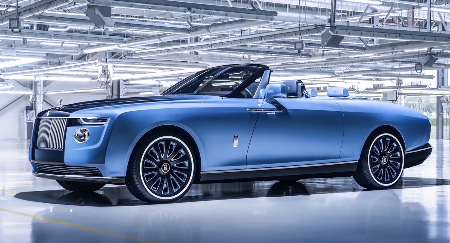 the-most-costliest-car-in-the-world-the-rolls-royce-boat-tail-zzed